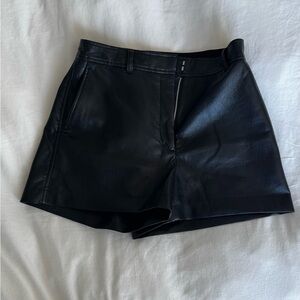 Aritzia Black High Waist Women Shorts